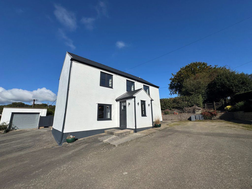 Property photo 1 of 50