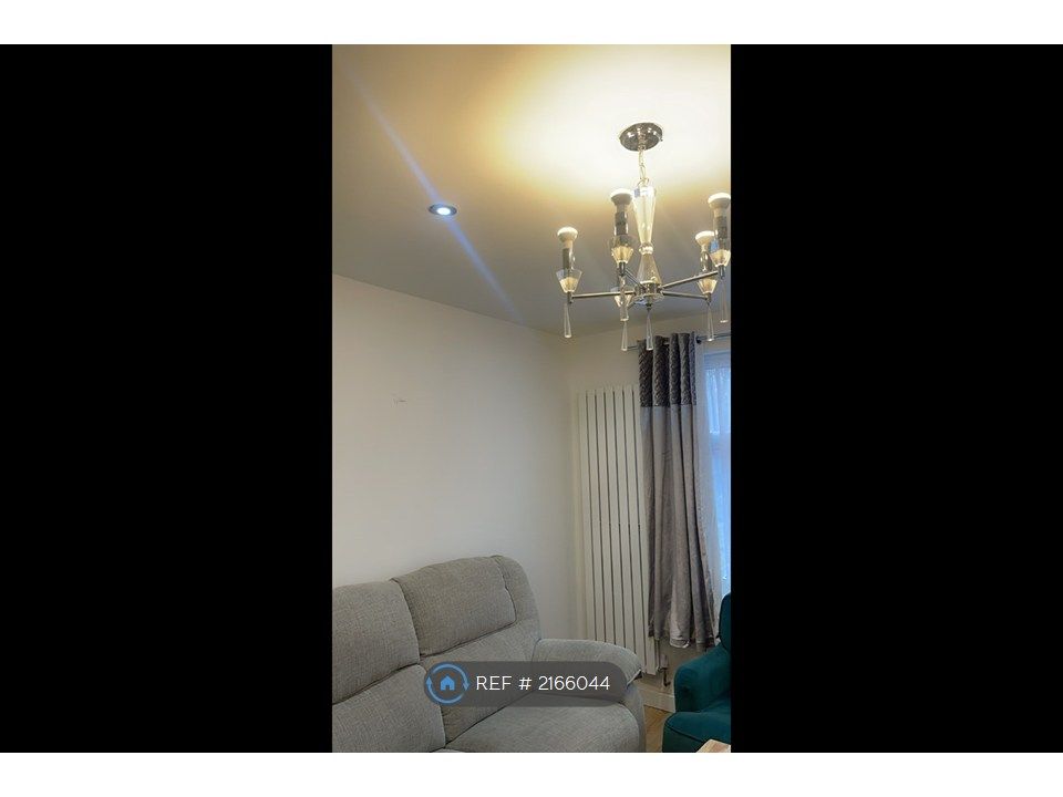 Property photo 1 of 3