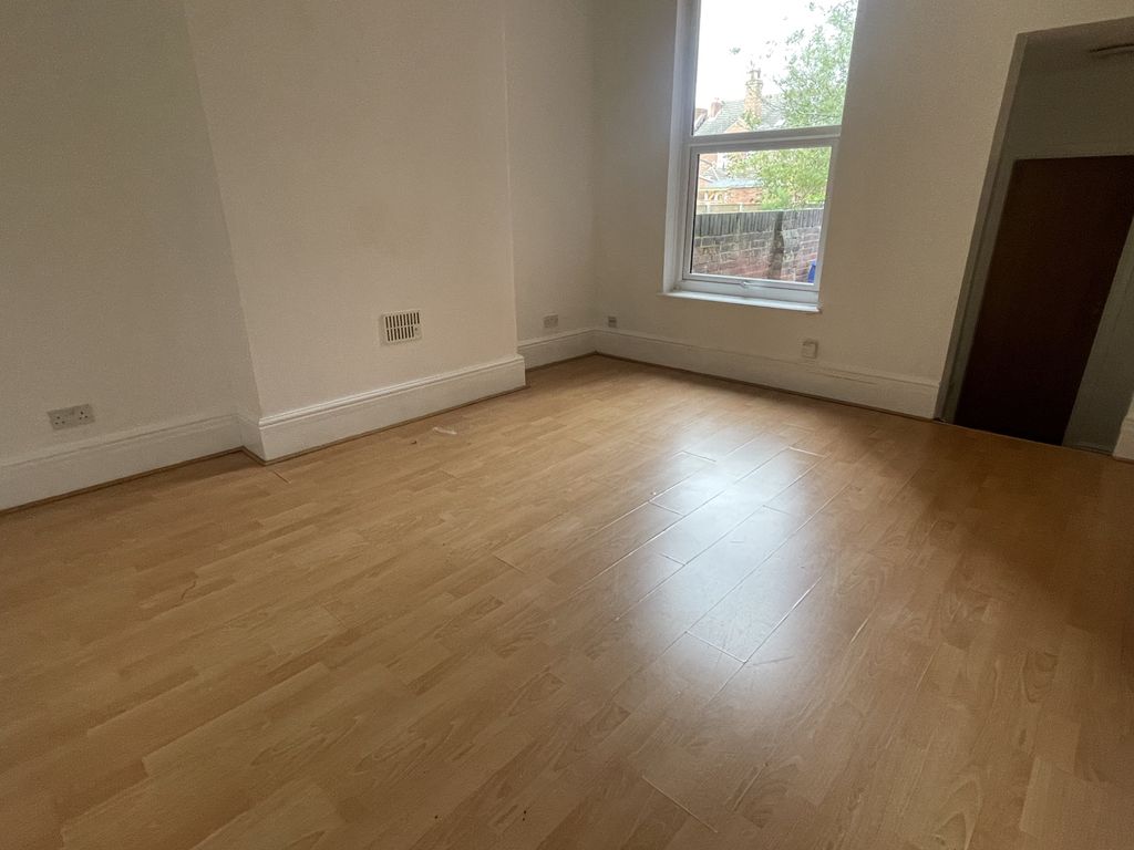 Property photo 3 of 5 Img_0314