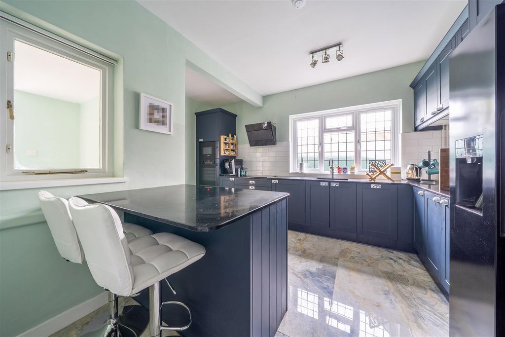 Property photo 2 of 29 High Res-30.Jpg