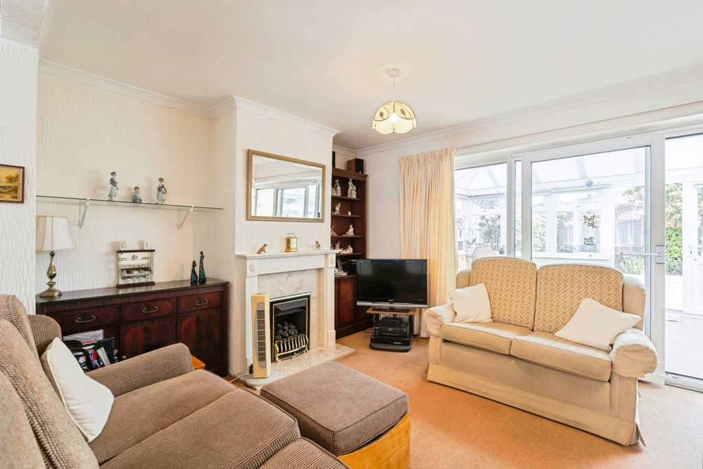 Property photo 3 of 25 Pbox-Img.Jpg
