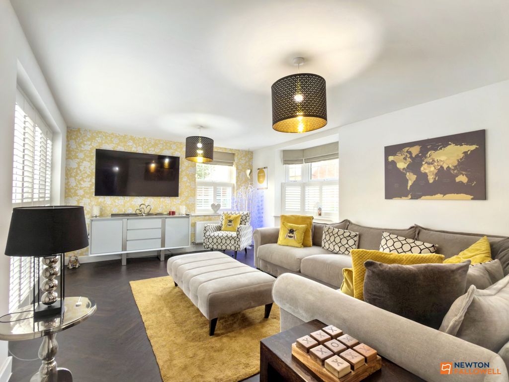 Property photo 2 of 34