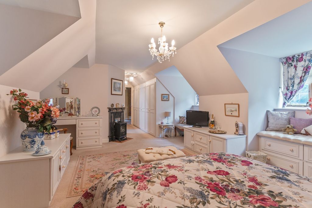 Additional image 28 of 5 bed detached house for saleChristchurch Hill, Christchurch NP18