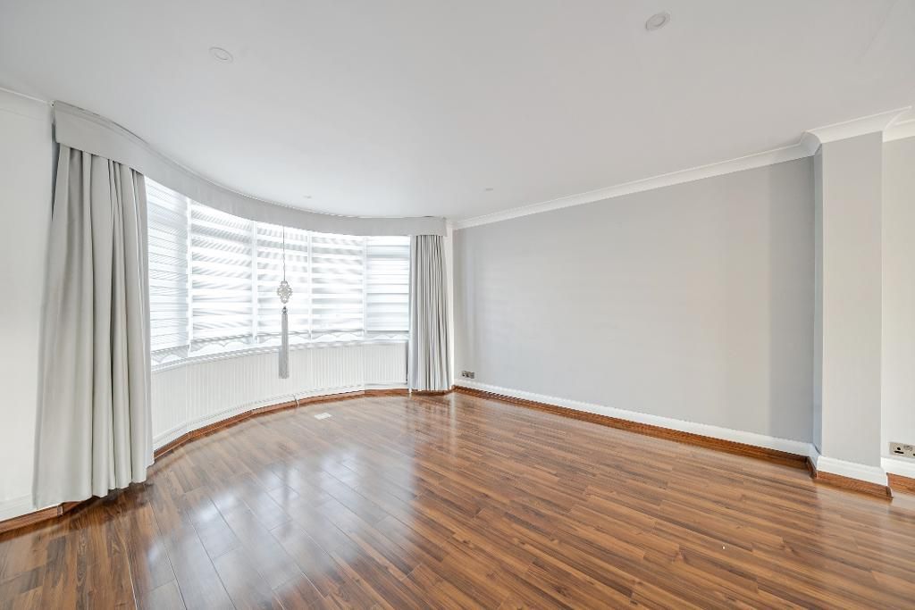 Property photo 2 of 19 Photo 2