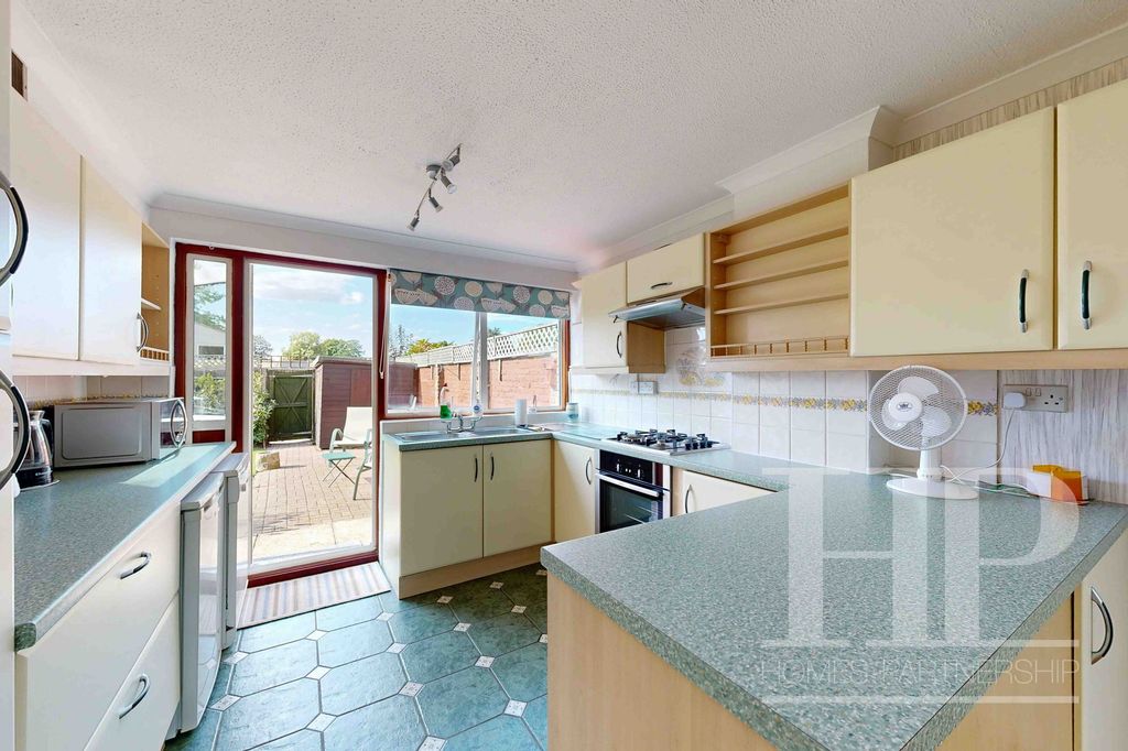 Property photo 3 of 29