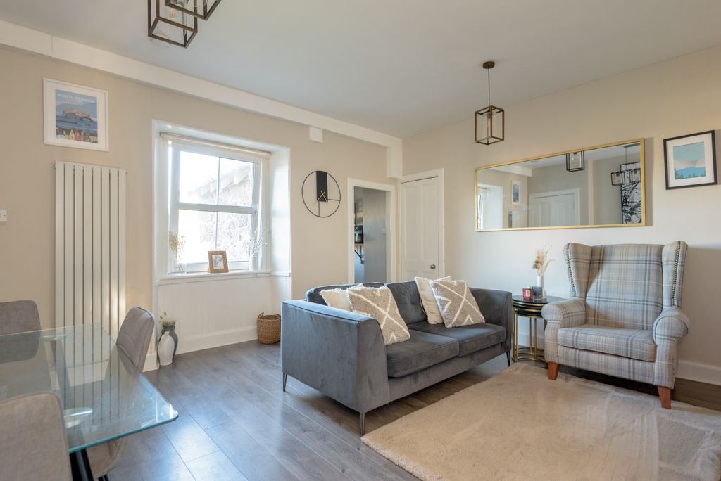 Property photo 2 of 16 Property Image 2