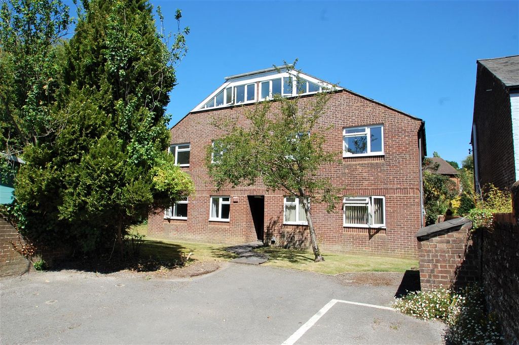 Property photo 2 of 7 Front