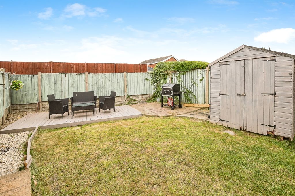 Property photo 3 of 17