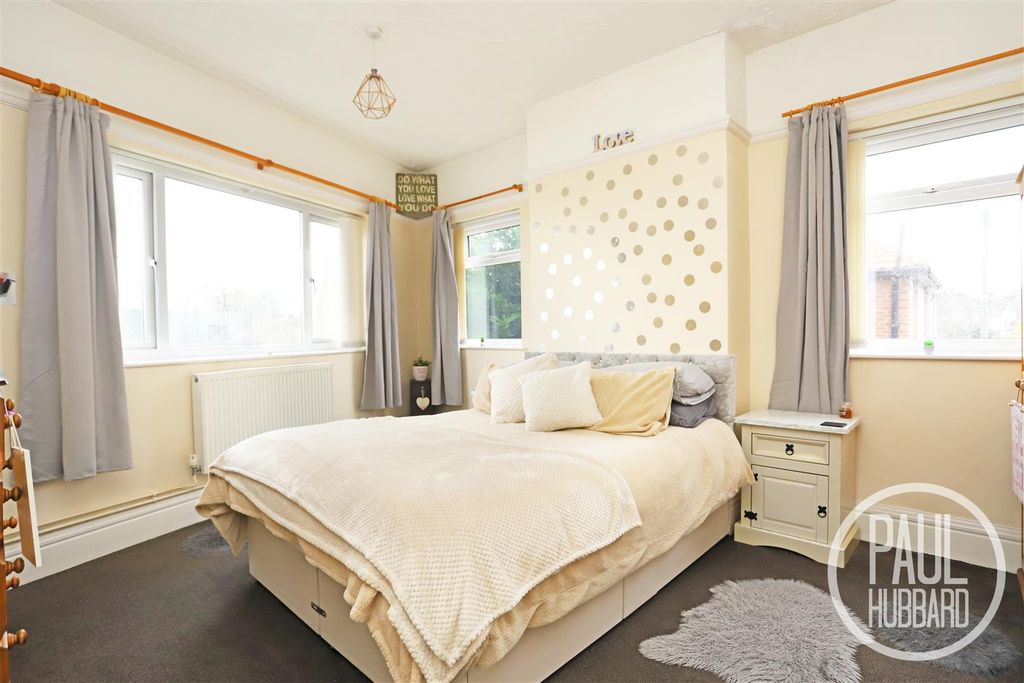 Additional image 3 of 2 bed maisonette for saleJubilee Buildings, London Road, Pakefield NR33