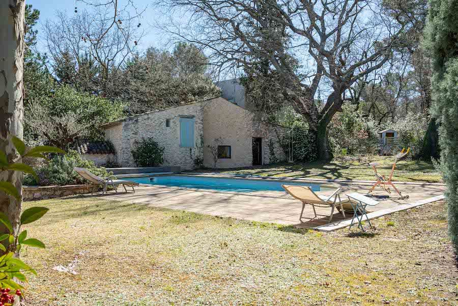 Property photo 2 of 25