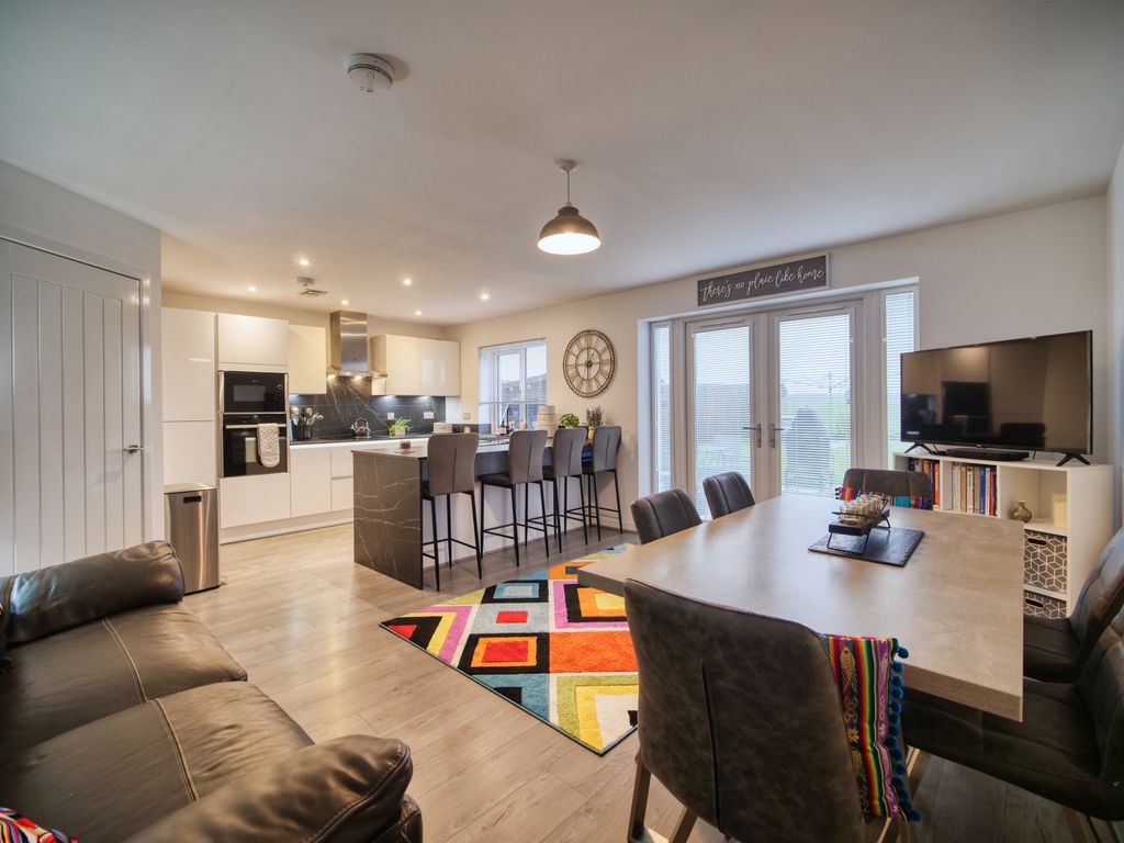 Property photo 3 of 15 Family/Dining/Kitchen