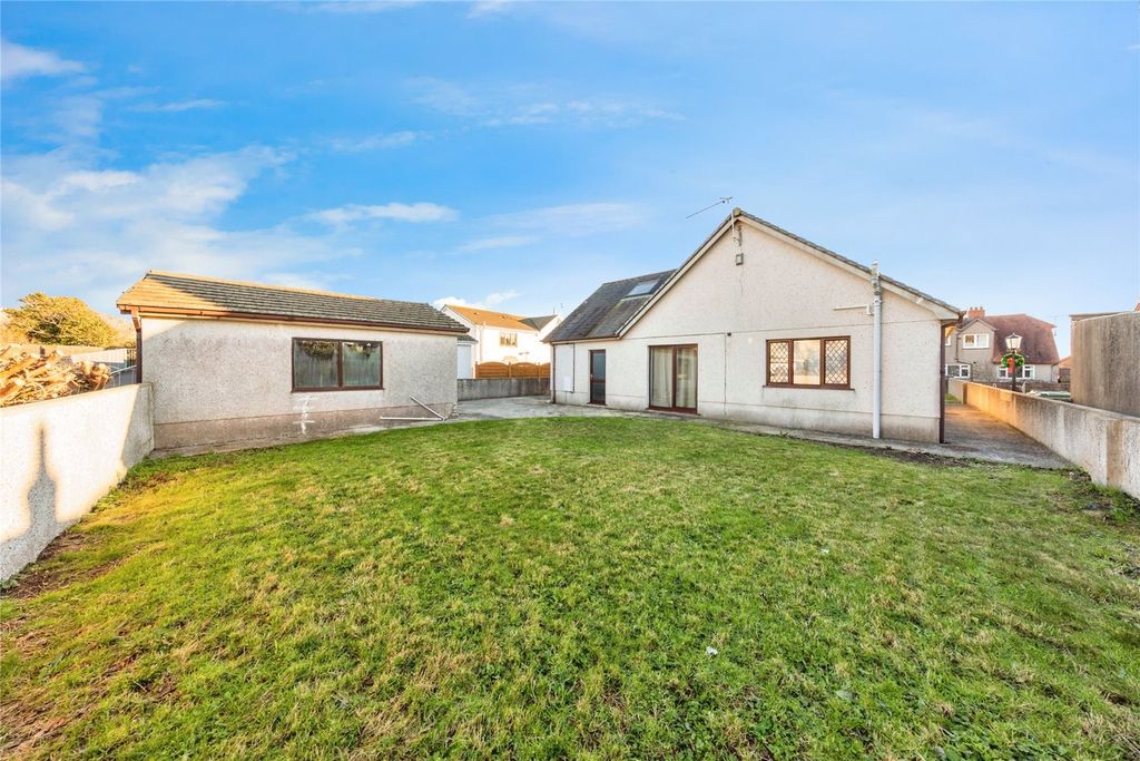 Property photo 3 of 24 Picture No. 11