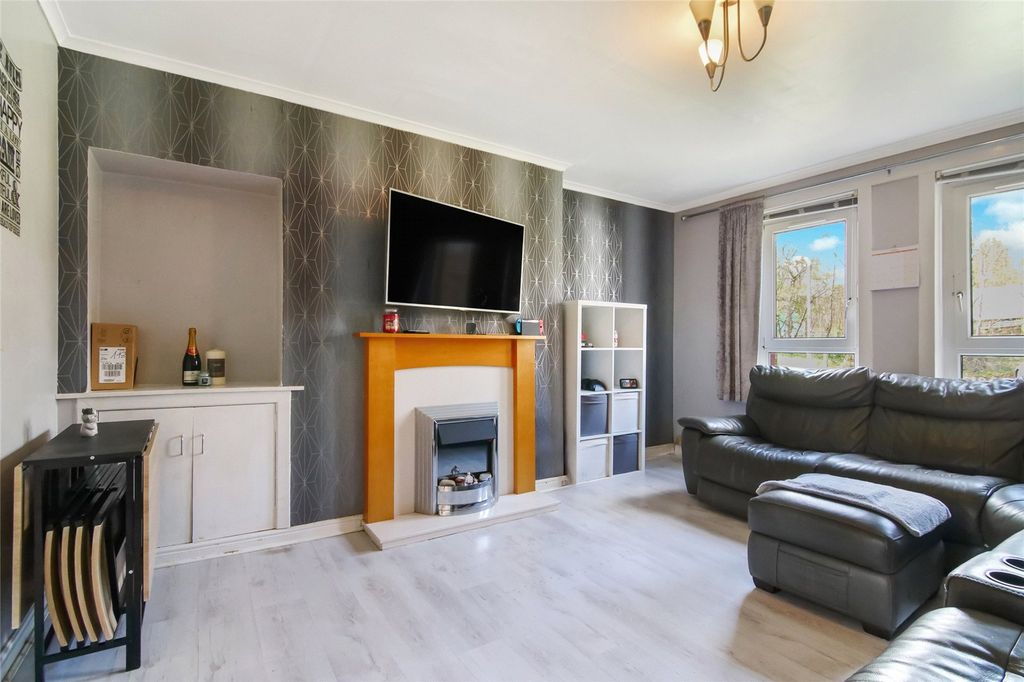 Property photo 2 of 20 Picture No. 05