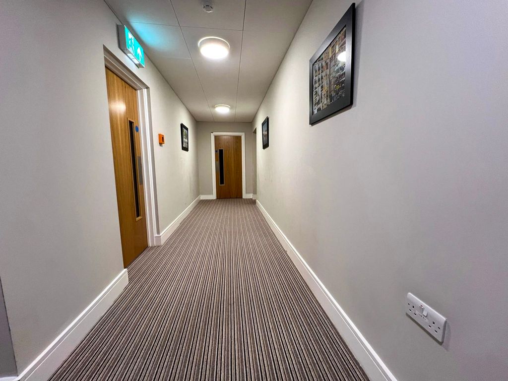 Property photo 3 of 4