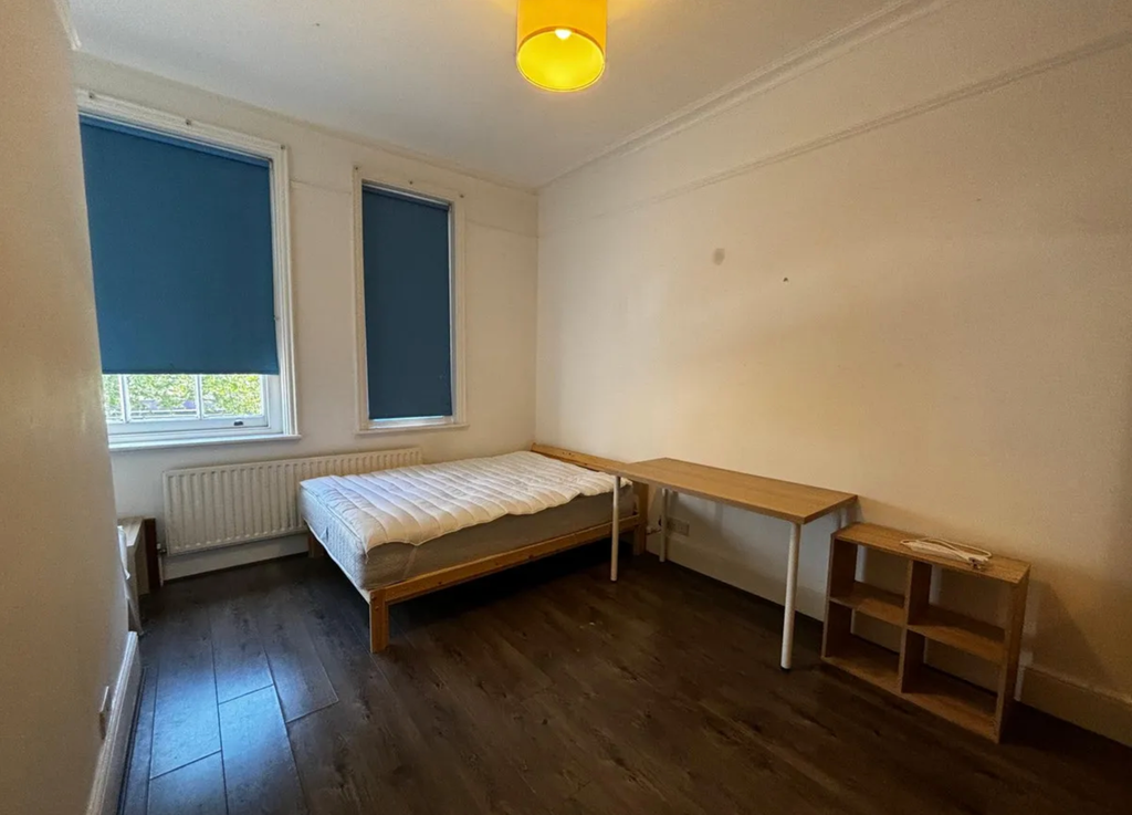 Property photo 2 of 6