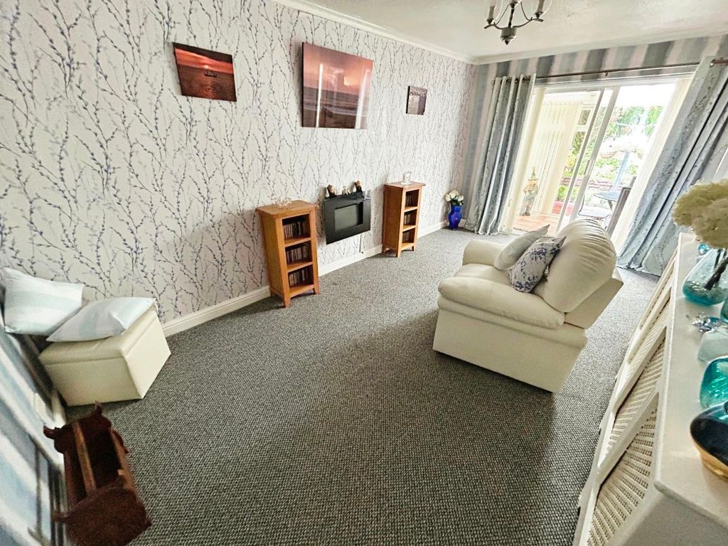 Property photo 2 of 22 Reception Room