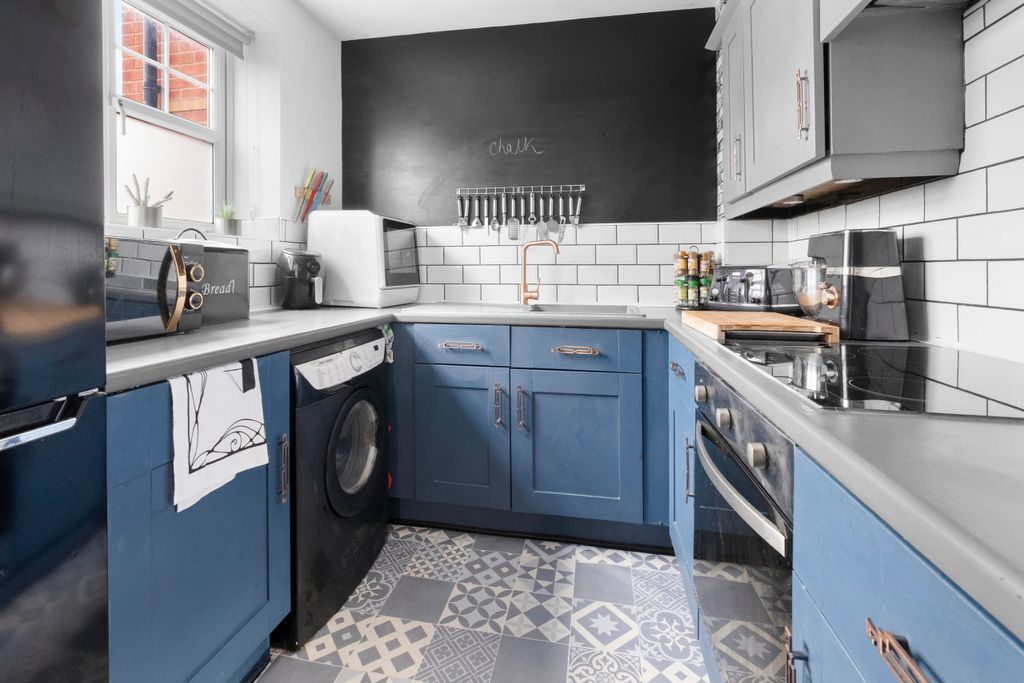 Property photo 2 of 16 Dscf0020