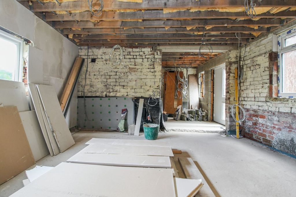 Property photo 3 of 10 Image 3