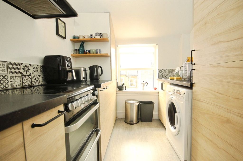 Property photo 3 of 14 Kitchen