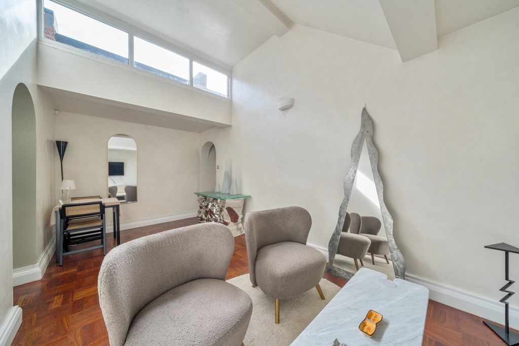 Property photo 1 of 9 Picture No. 11