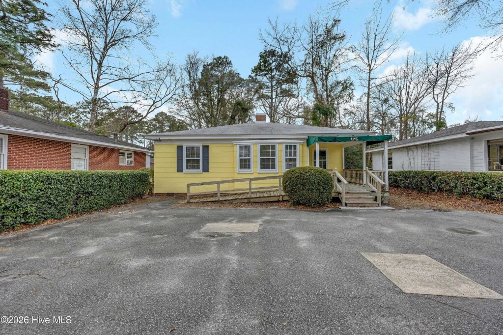 Property photo 1 of 23