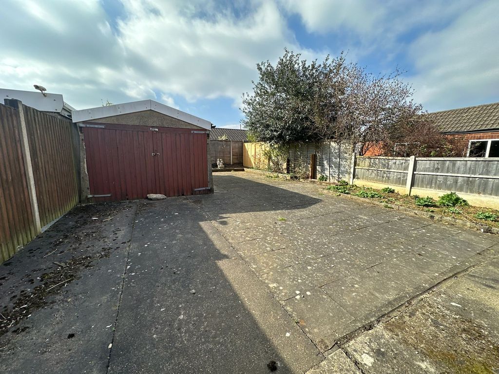 Additional image 10 of 3 bed semi-detached house to rentScunthorpe DN16
