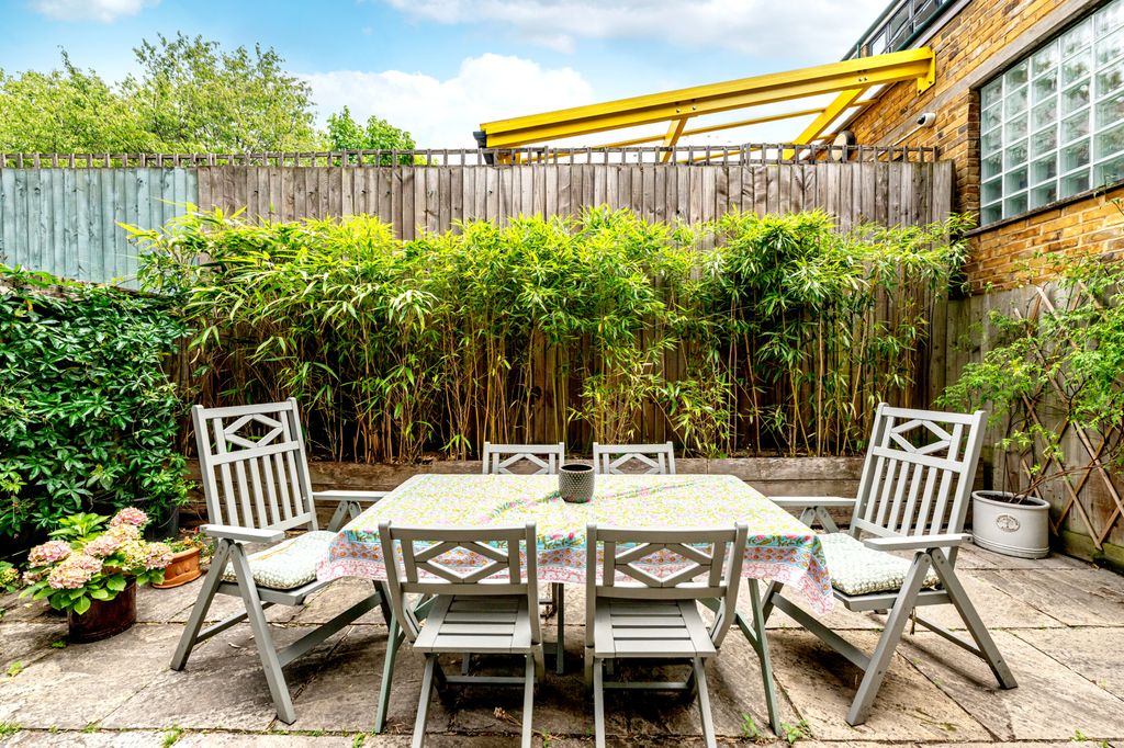Property photo 1 of 13 Picture No. 01