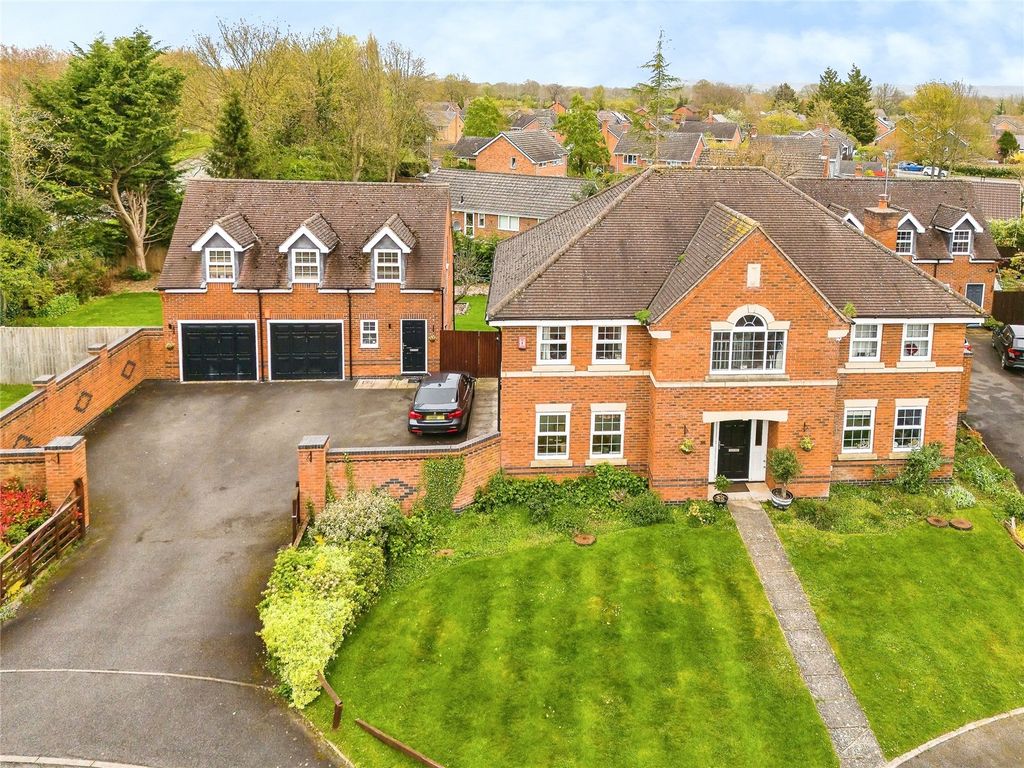 Property photo 1 of 33 Picture No. 38