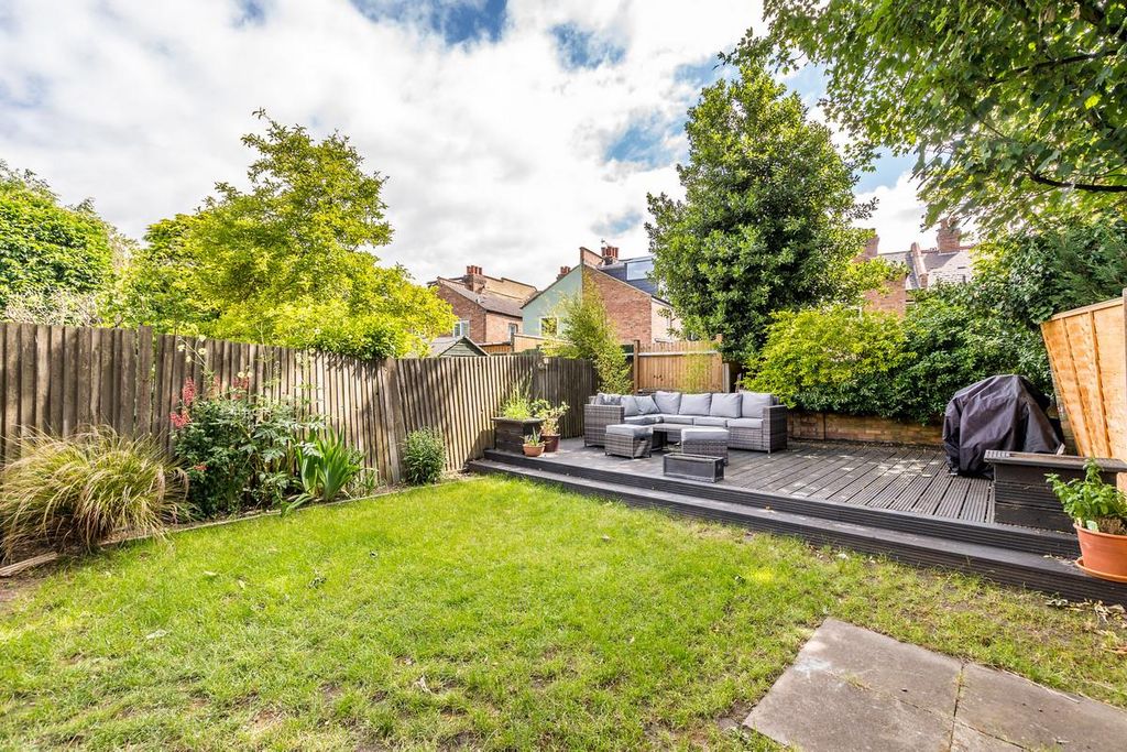 Property photo 3 of 14