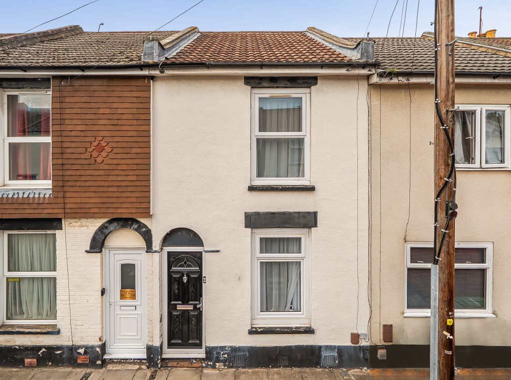 Property photo 1 of 19
