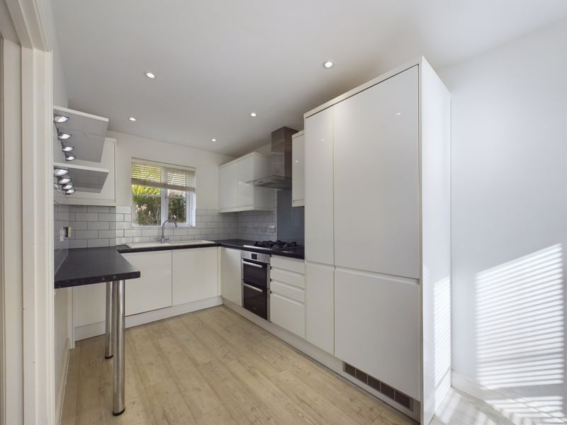 Property photo 3 of 12 Kitchen/Diner