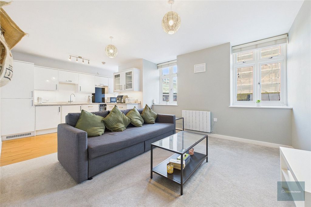 Property photo 2 of 10 Picture No. 02