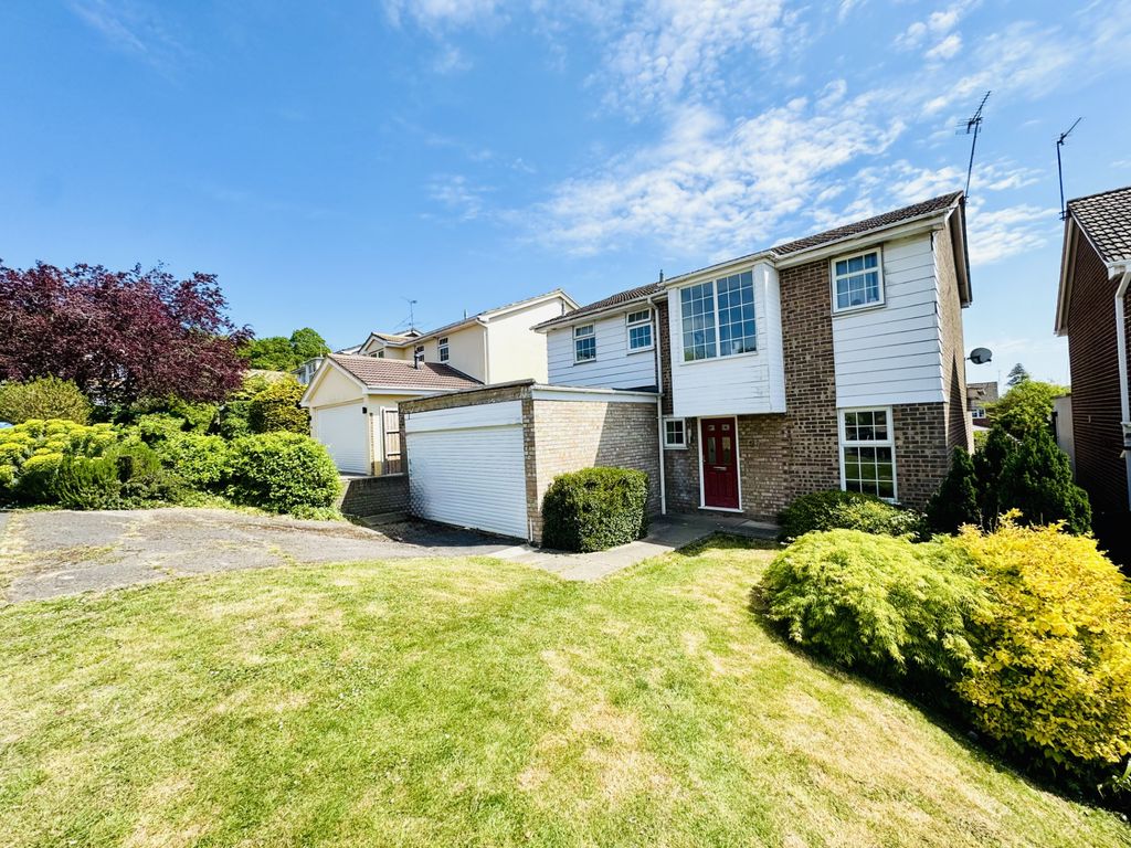 Property photo 1 of 12