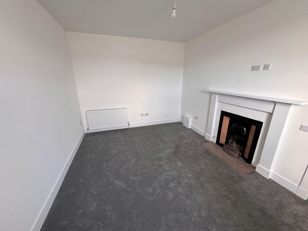 Property photo 2 of 6 Picture No. 05