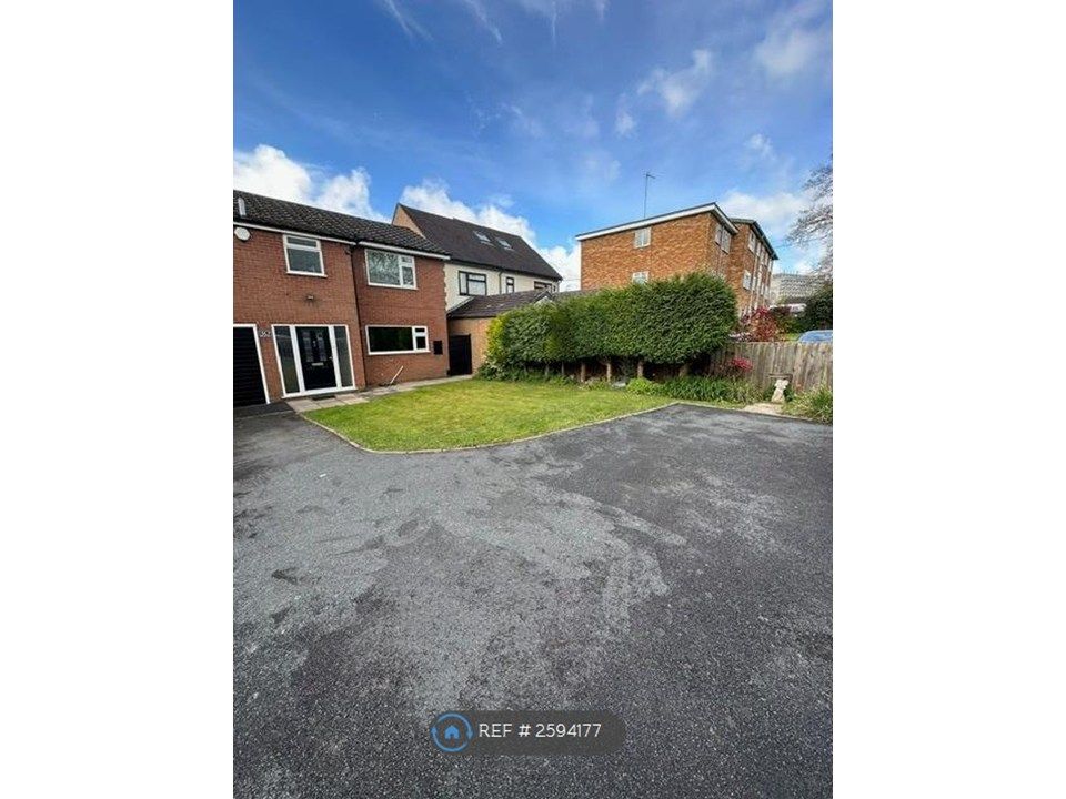 Property photo 3 of 24