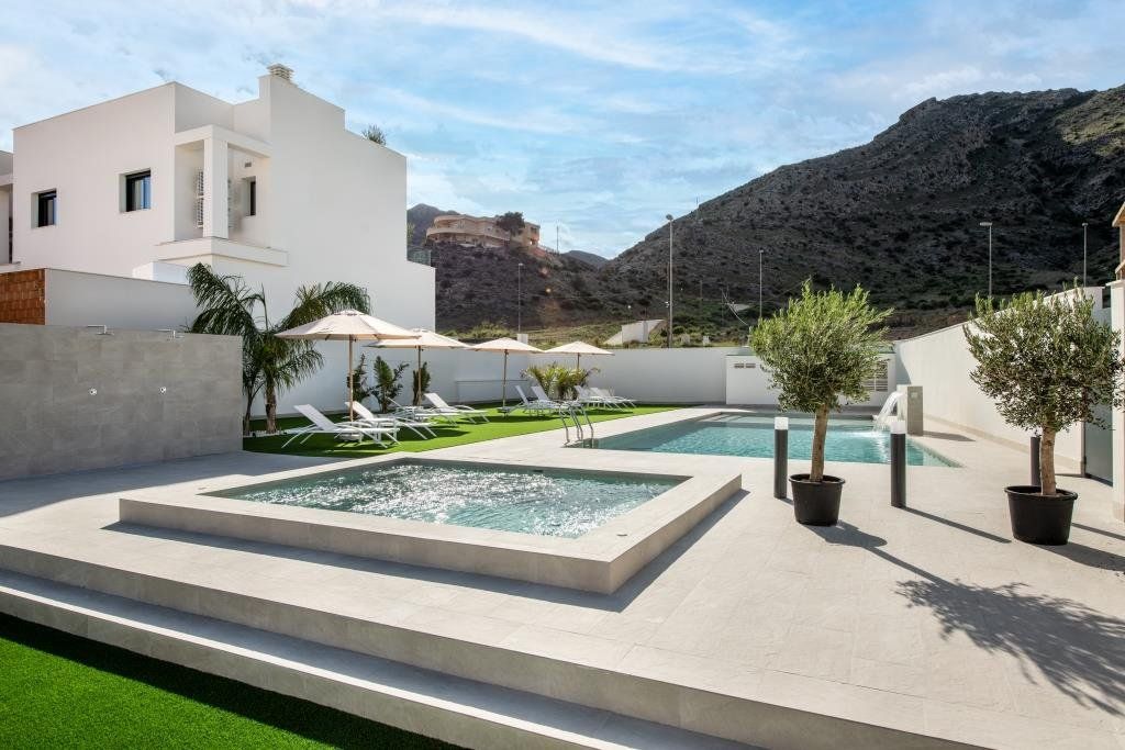 Property photo 1 of 33 New 3-Bedroom House With Solarium And Communal Pool, Cox, Costa Blanca