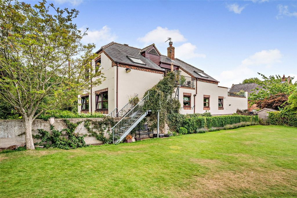 Property photo 2 of 21 Picture No. 41