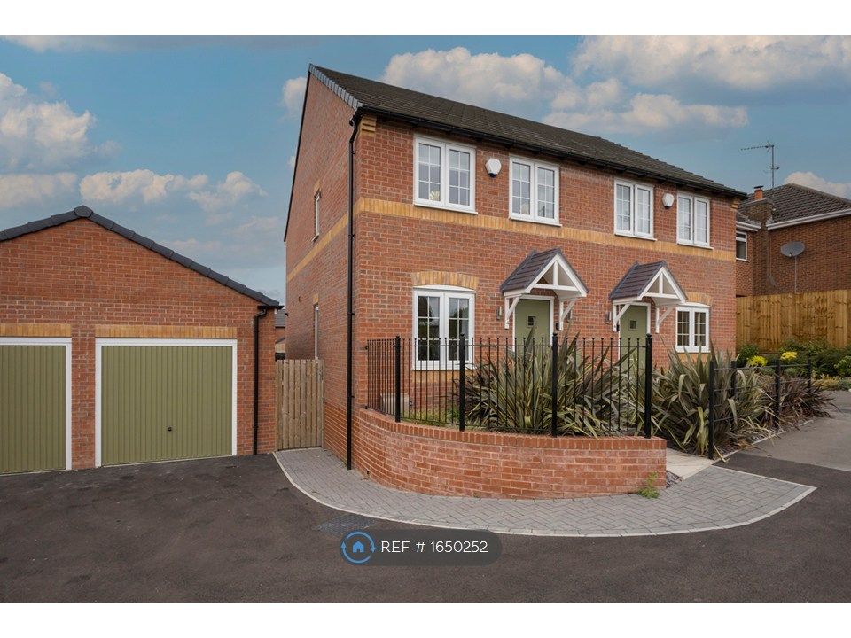 Property photo 1 of 35