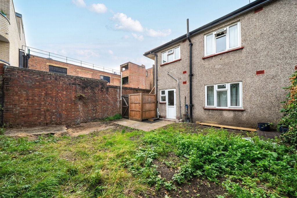 Property photo 2 of 13 Picture No. 12