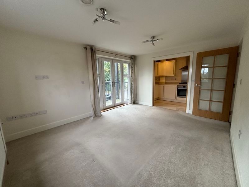 Property photo 2 of 11 Photo 17