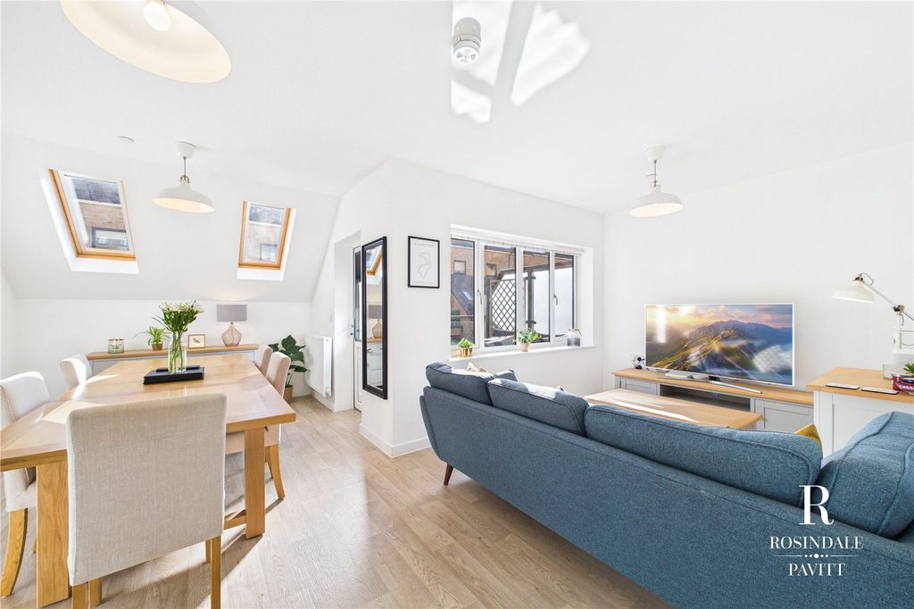 Property photo 3 of 36 Lounge/Dining Room