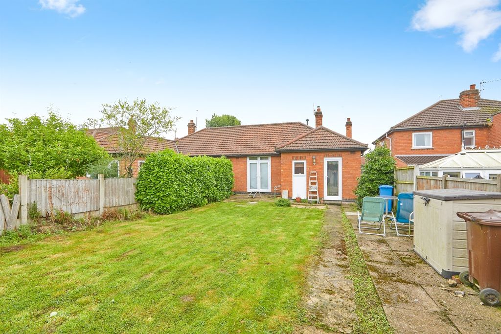 Property photo 3 of 15