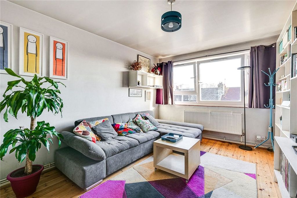Property photo 1 of 6
