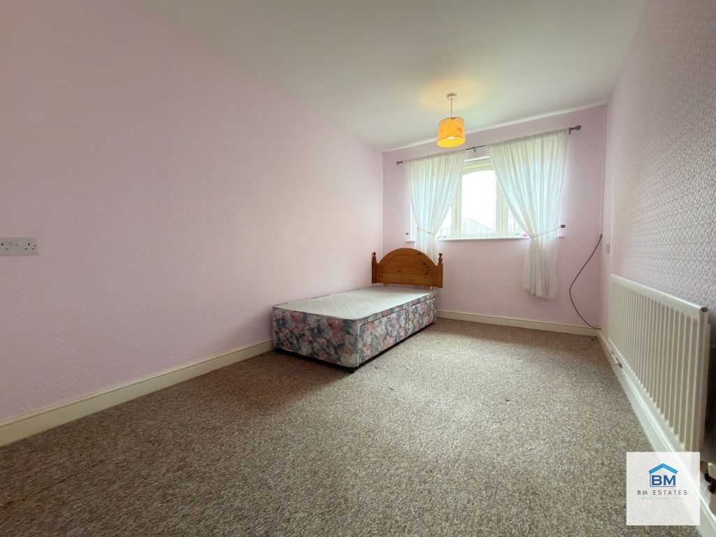 Property photo 3 of 5 Photo 1