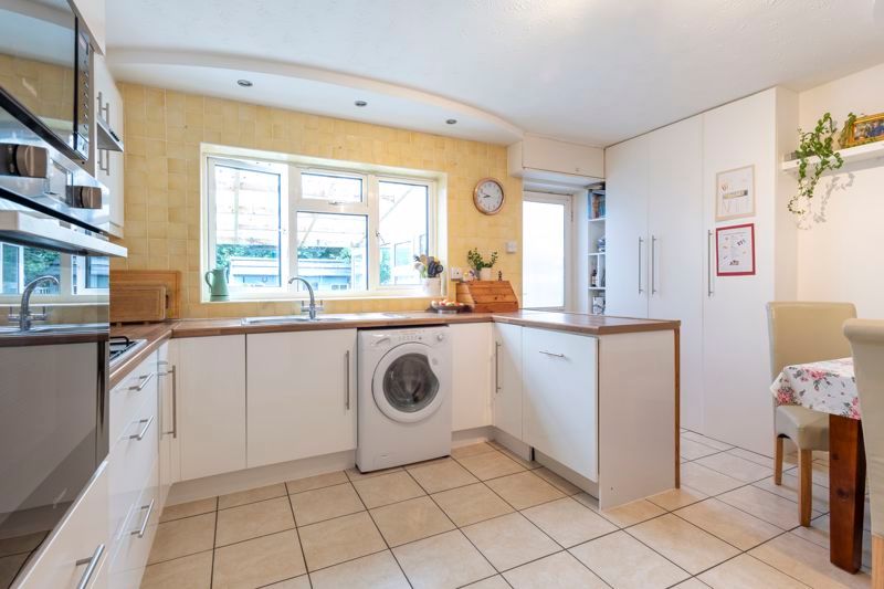 Property photo 3 of 18 Photo 6