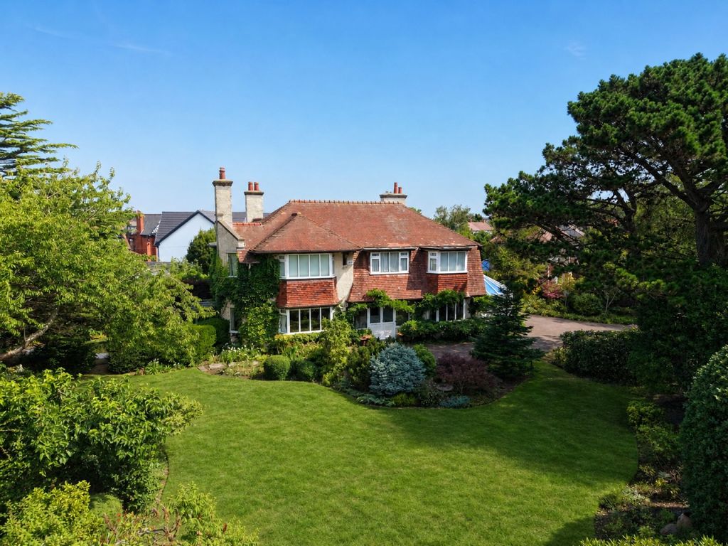 Property photo 1 of 37