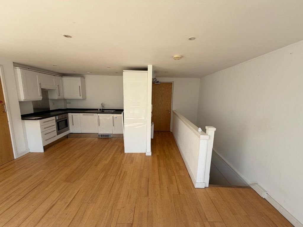 Property photo 3 of 9 Image 3