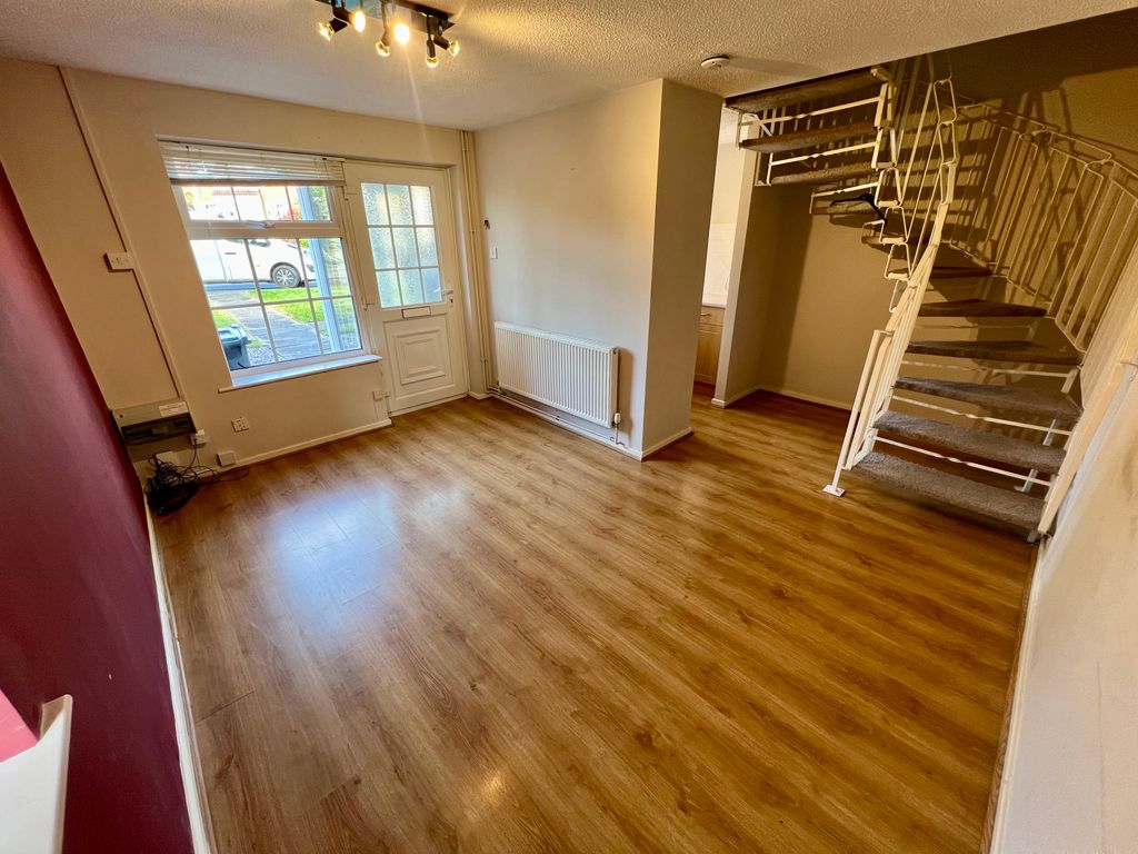Property photo 2 of 5