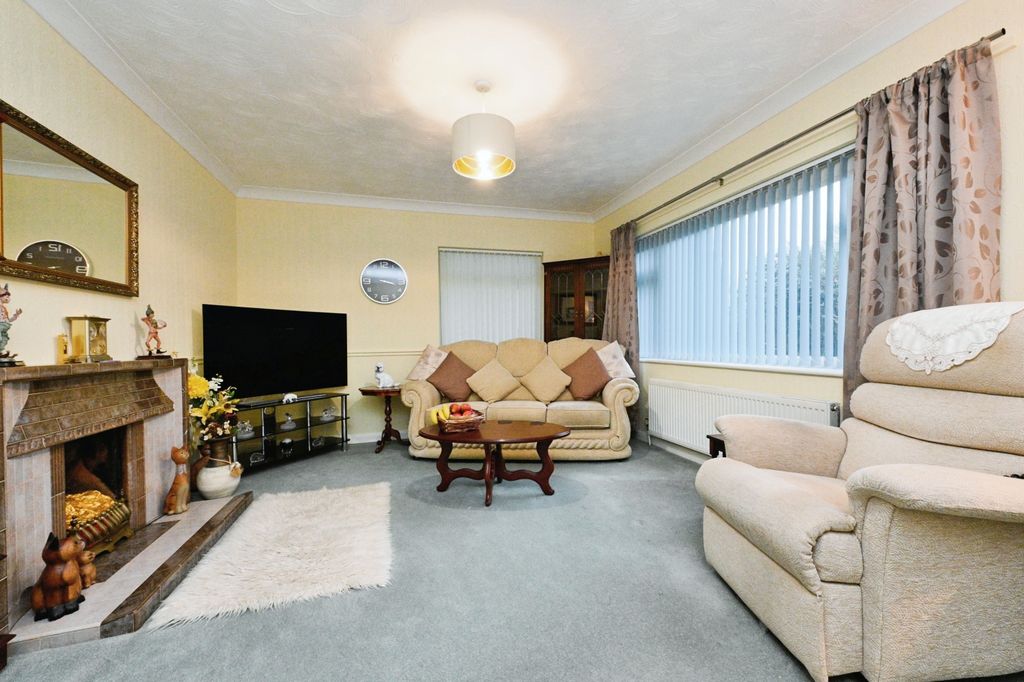 Property photo 2 of 16 Photography