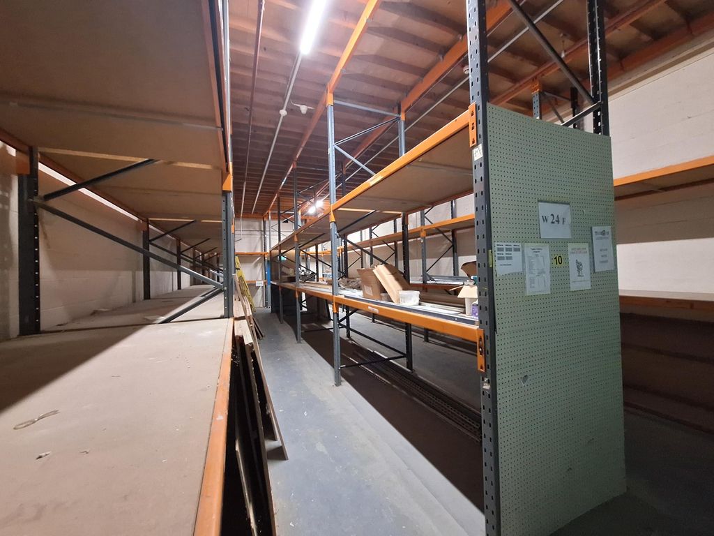 Property photo 2 of 10